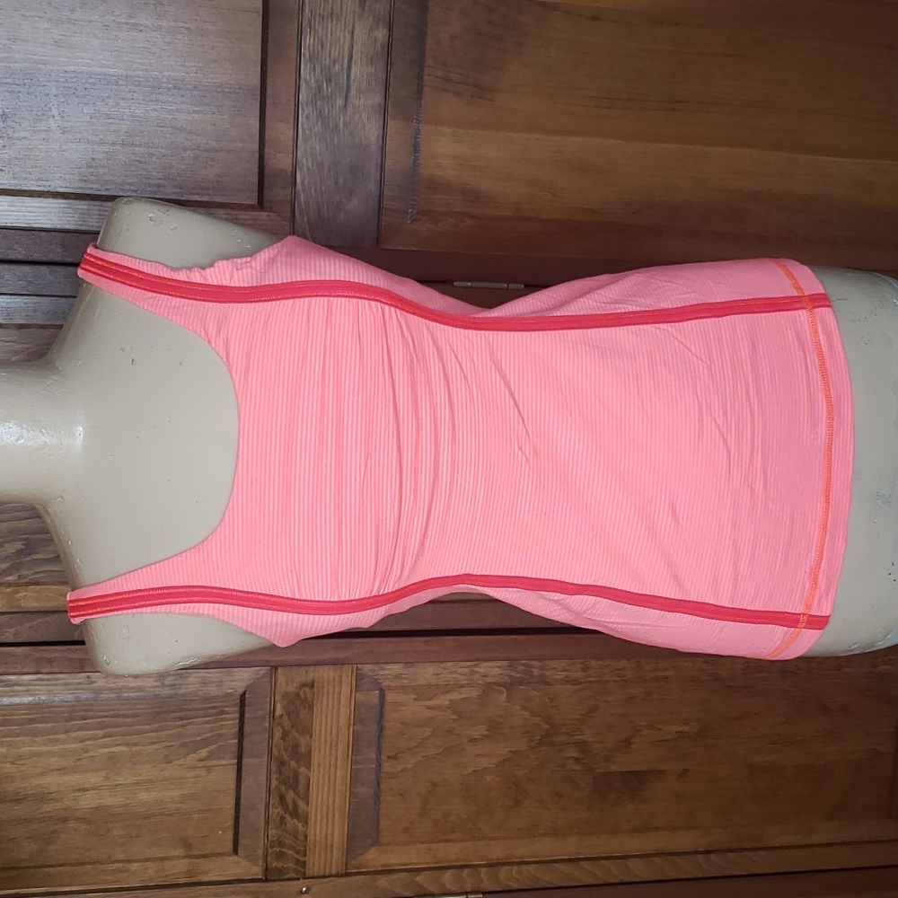 Lululemon WHOLEHEARTED Tank Top Sz 6
